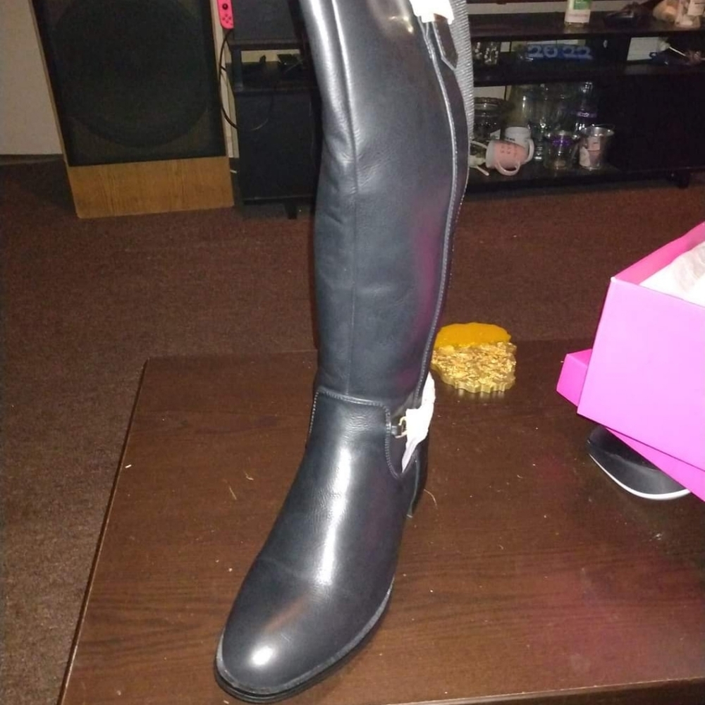 Black ridding boots long